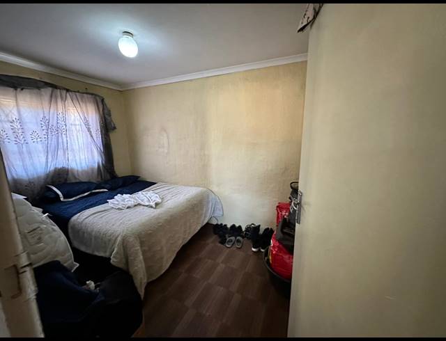 2 BEDROOM FREESTANDING FOR SALE IN EDENDALE BB